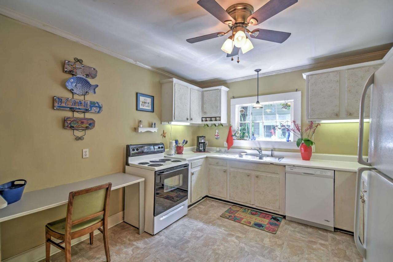 Charming Gulfport Getaway Only 3 Blocks To Beach! Экстерьер фото