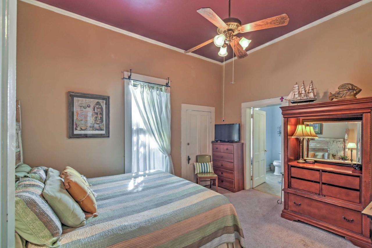 Charming Gulfport Getaway Only 3 Blocks To Beach! Экстерьер фото